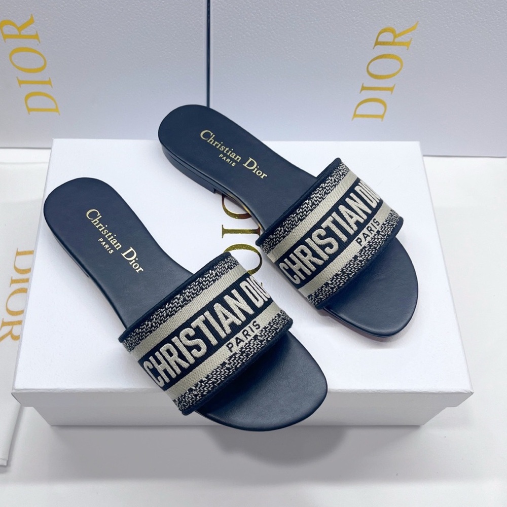 Dior Women’s Black Sandals - Picture 4 of 5